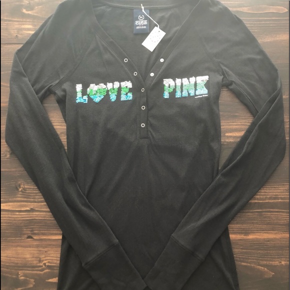 Victoria's Secret Tops - NWT! 🍁. Victoria’s Secret Pink Long Sleeve T-shirt.